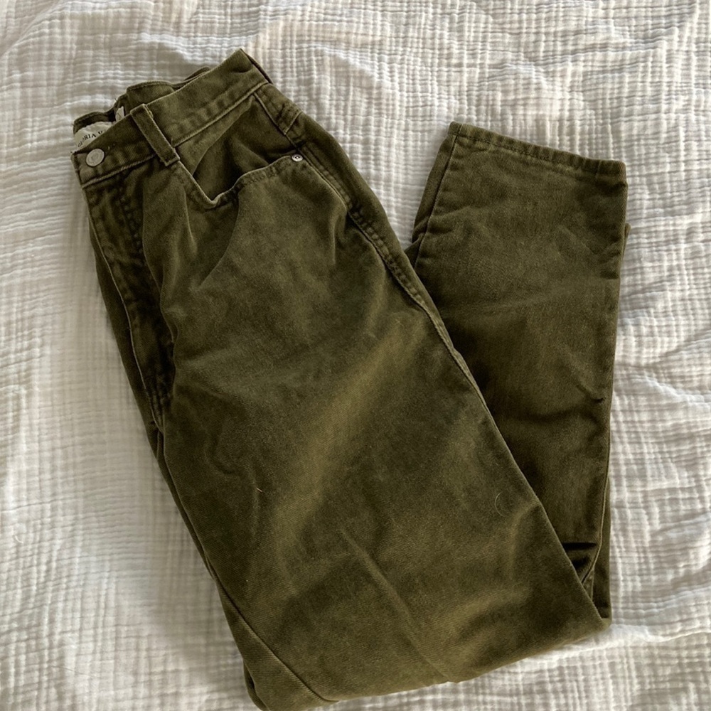 Gloria Vanderbilt 90s green mom jeans
